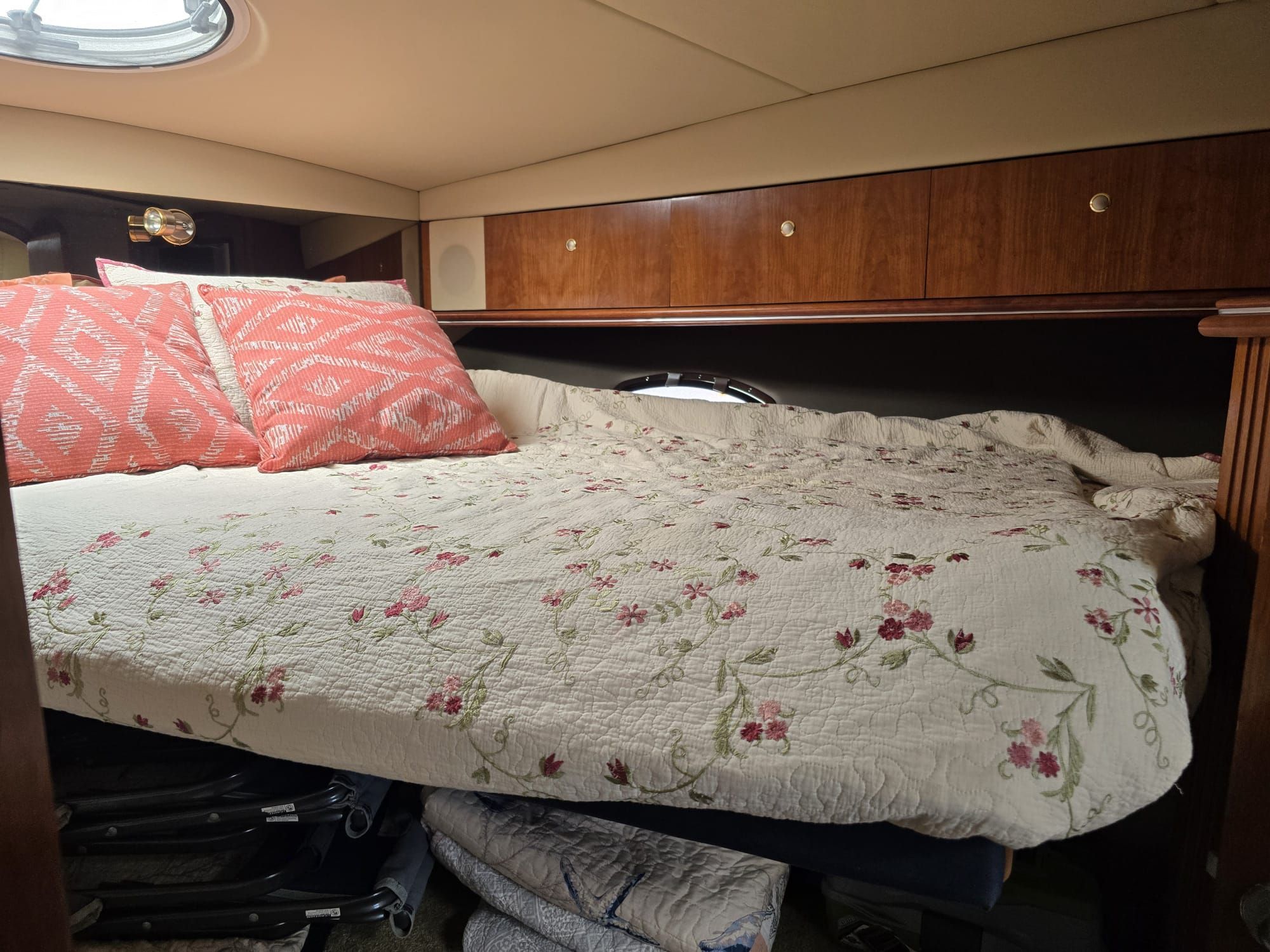 2005 Cruisers Yachts 440 Express - 3