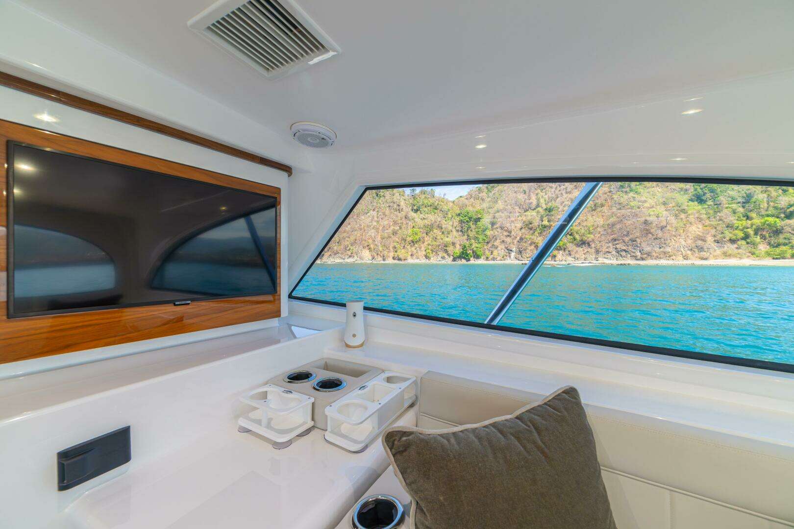 2025 Viking 46 Billfish - Image 32
