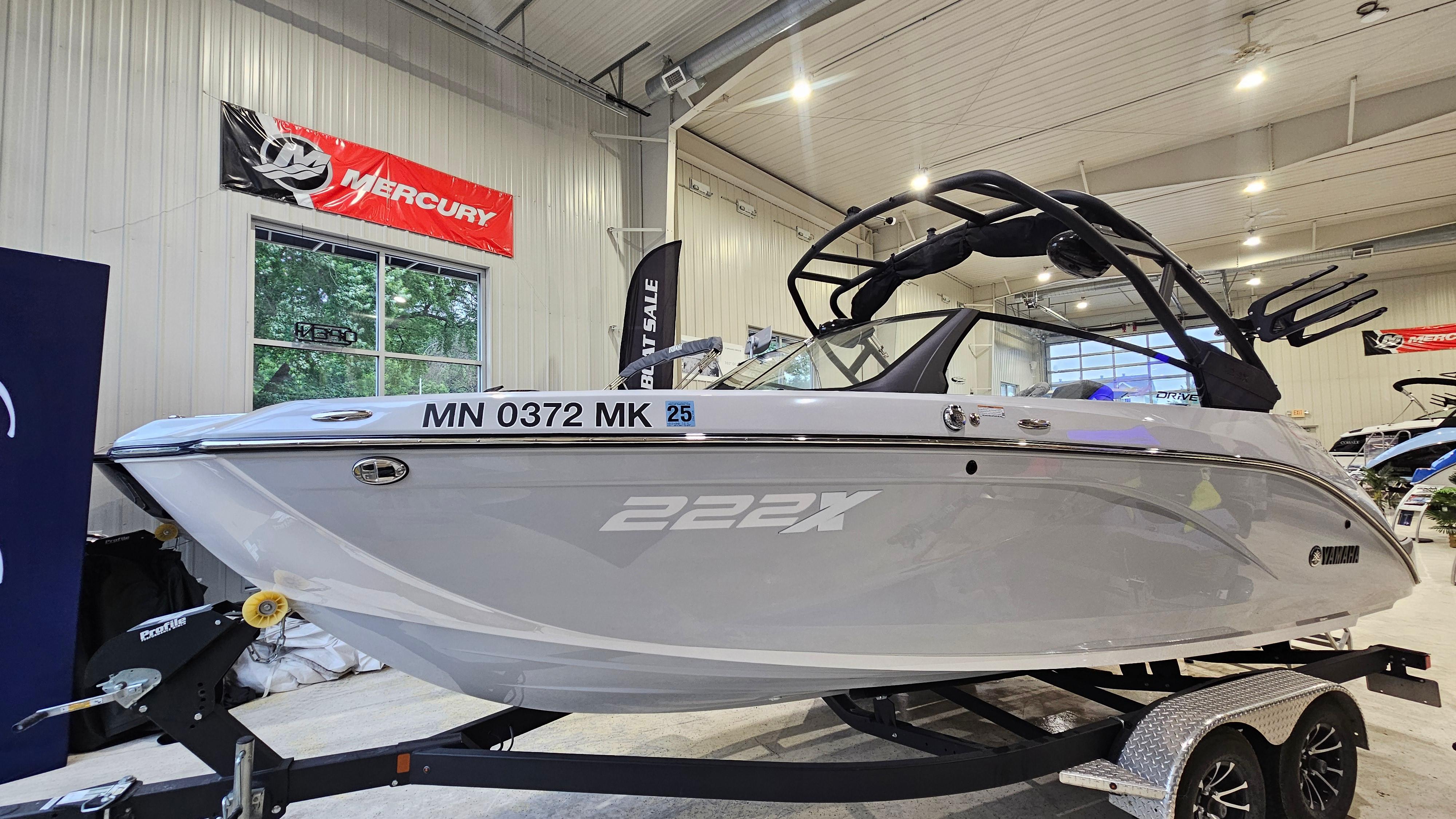 2023 Yamaha Boats 222XD