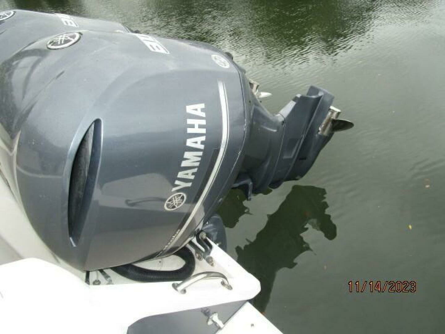 2001 Intrepid 348 Walkaround - Image 36