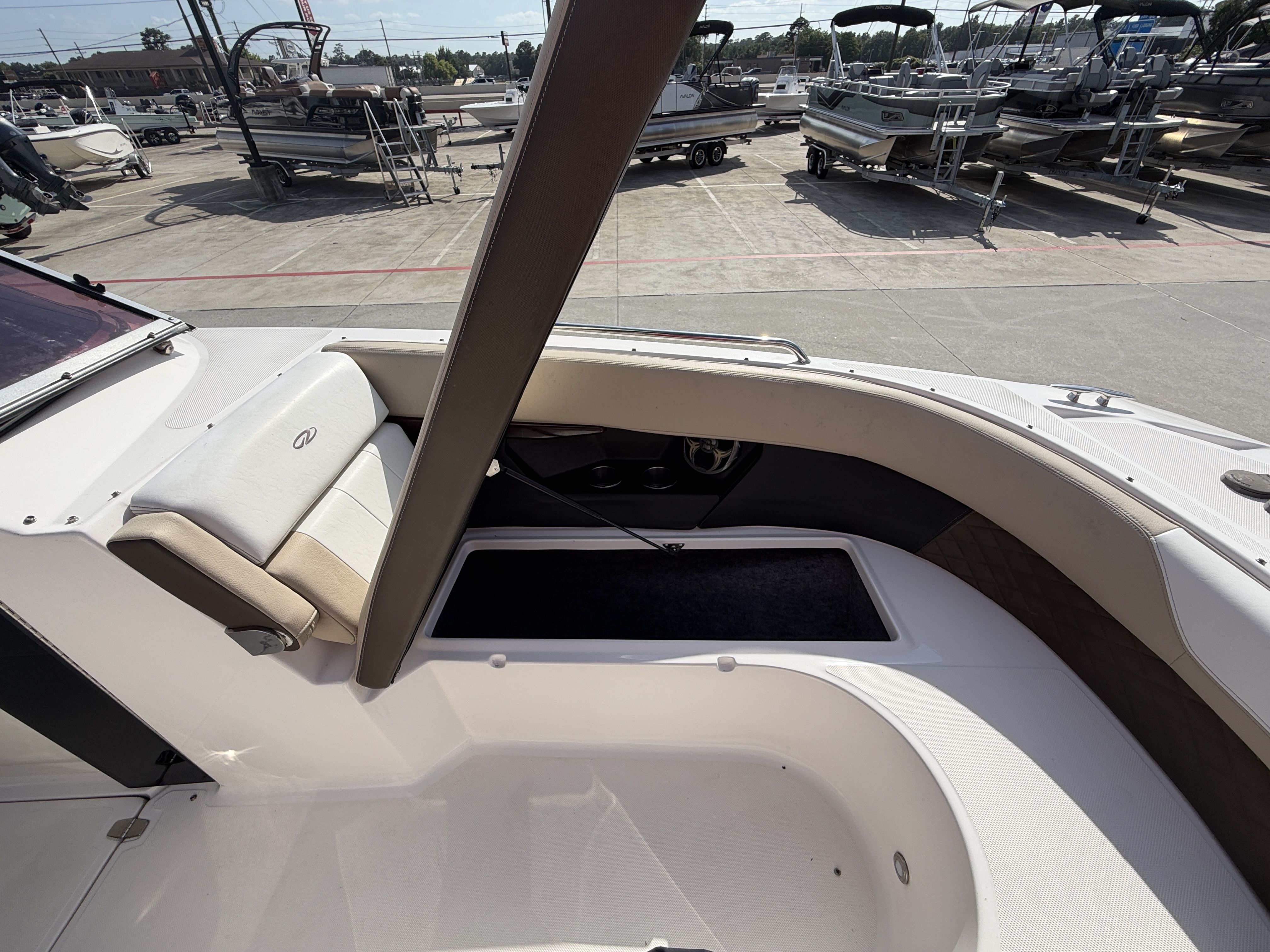 2013 Regal 27 FAST DECK - 19