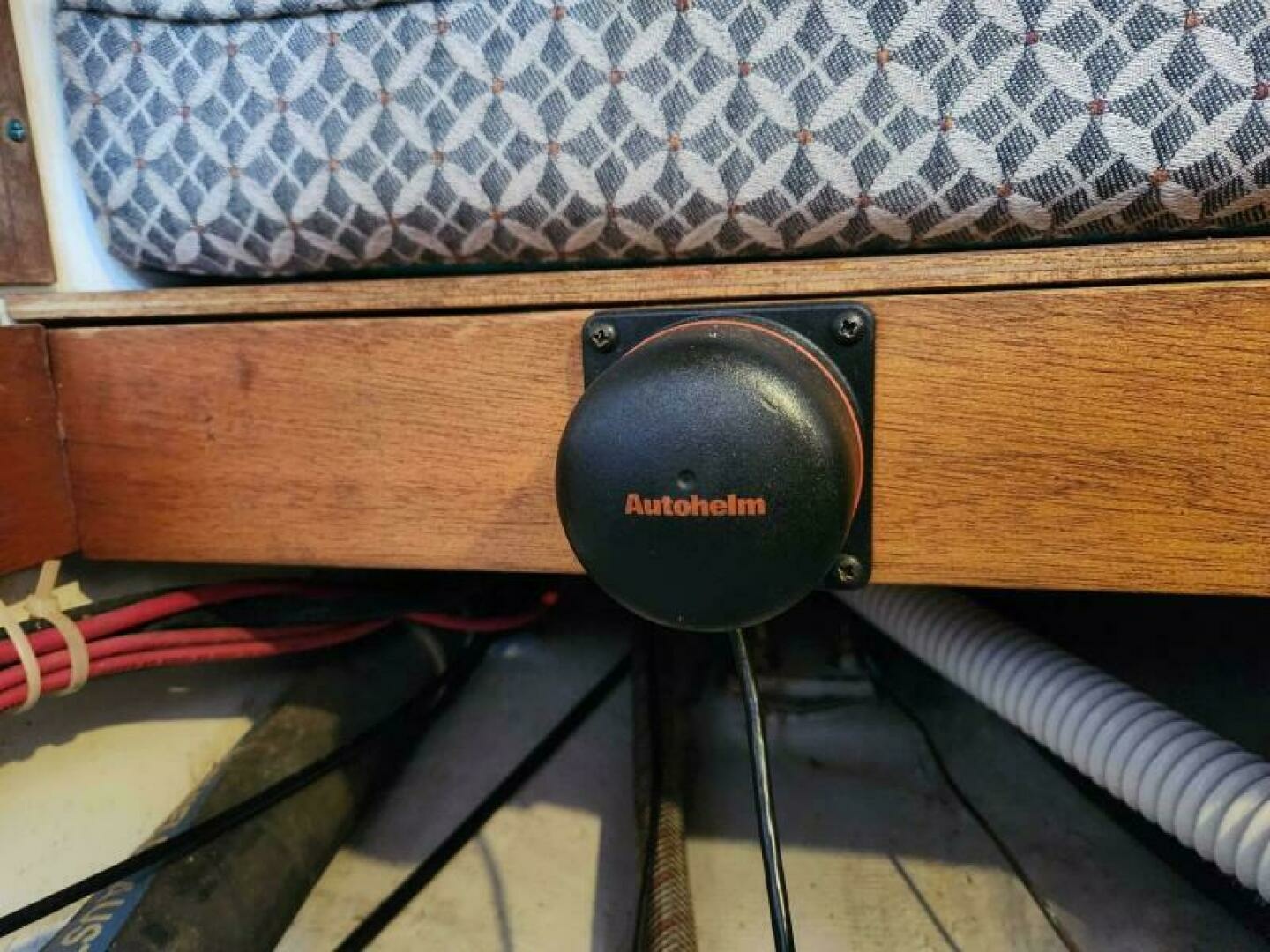 1986 Tartan 34-2 - Image 67