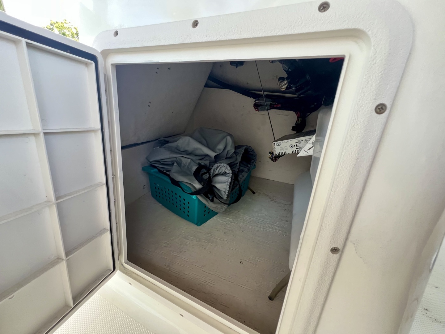 2013 Hurricane SunDeck 187 OB - Image 43