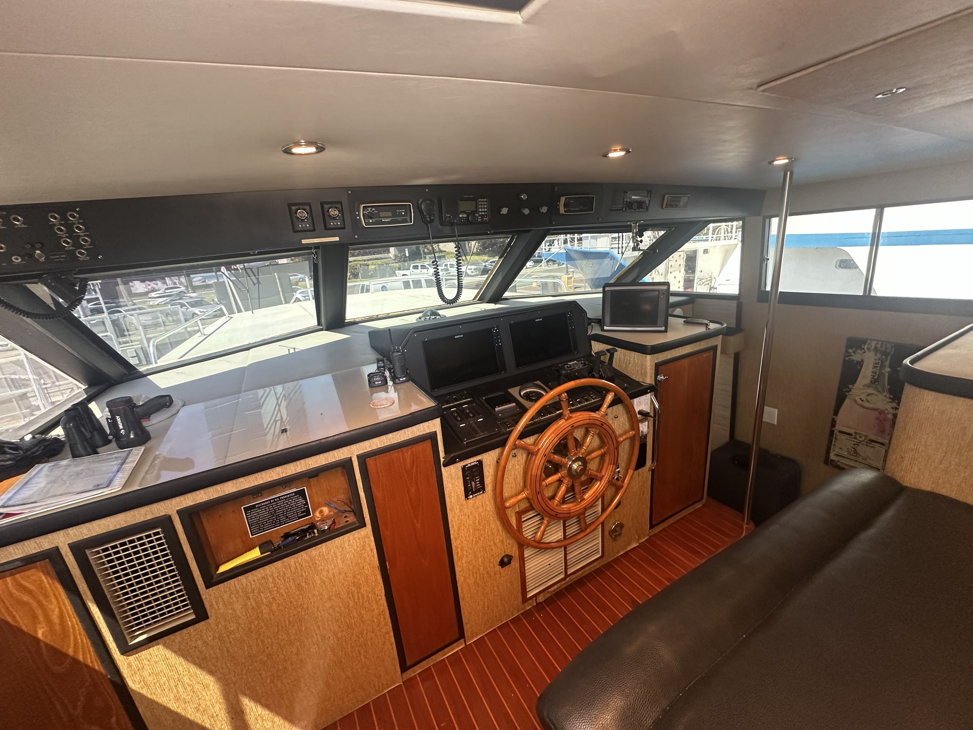 1986 Broward 94' Motor Yacht - 44