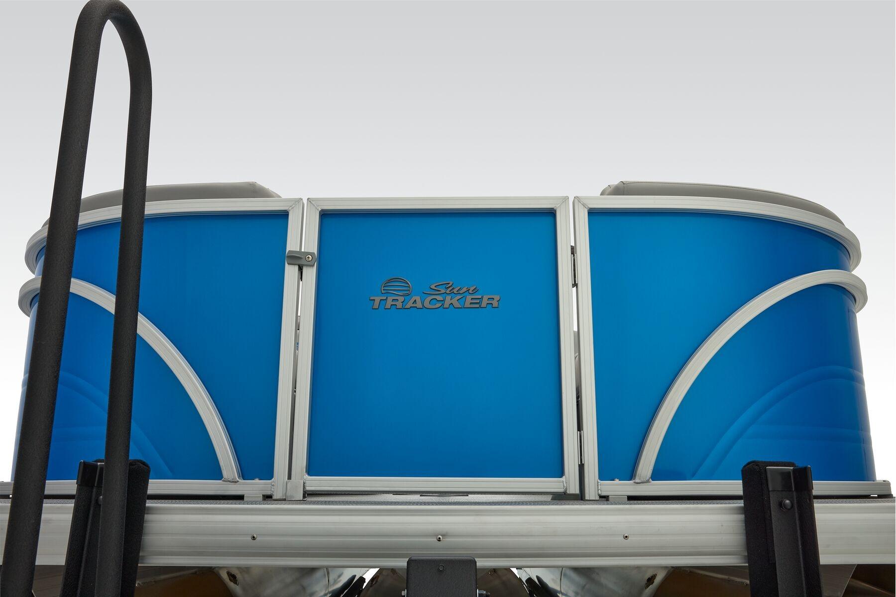 2026 Sun Tracker Party Barge 22 RF XP3 - 22