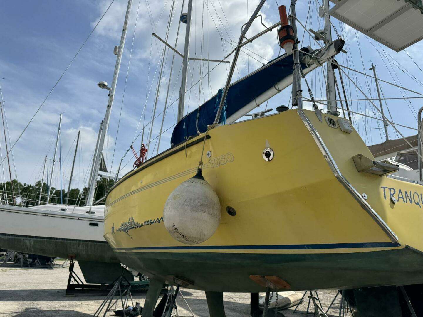 2009 RM Yachts RM1050 - Image 13