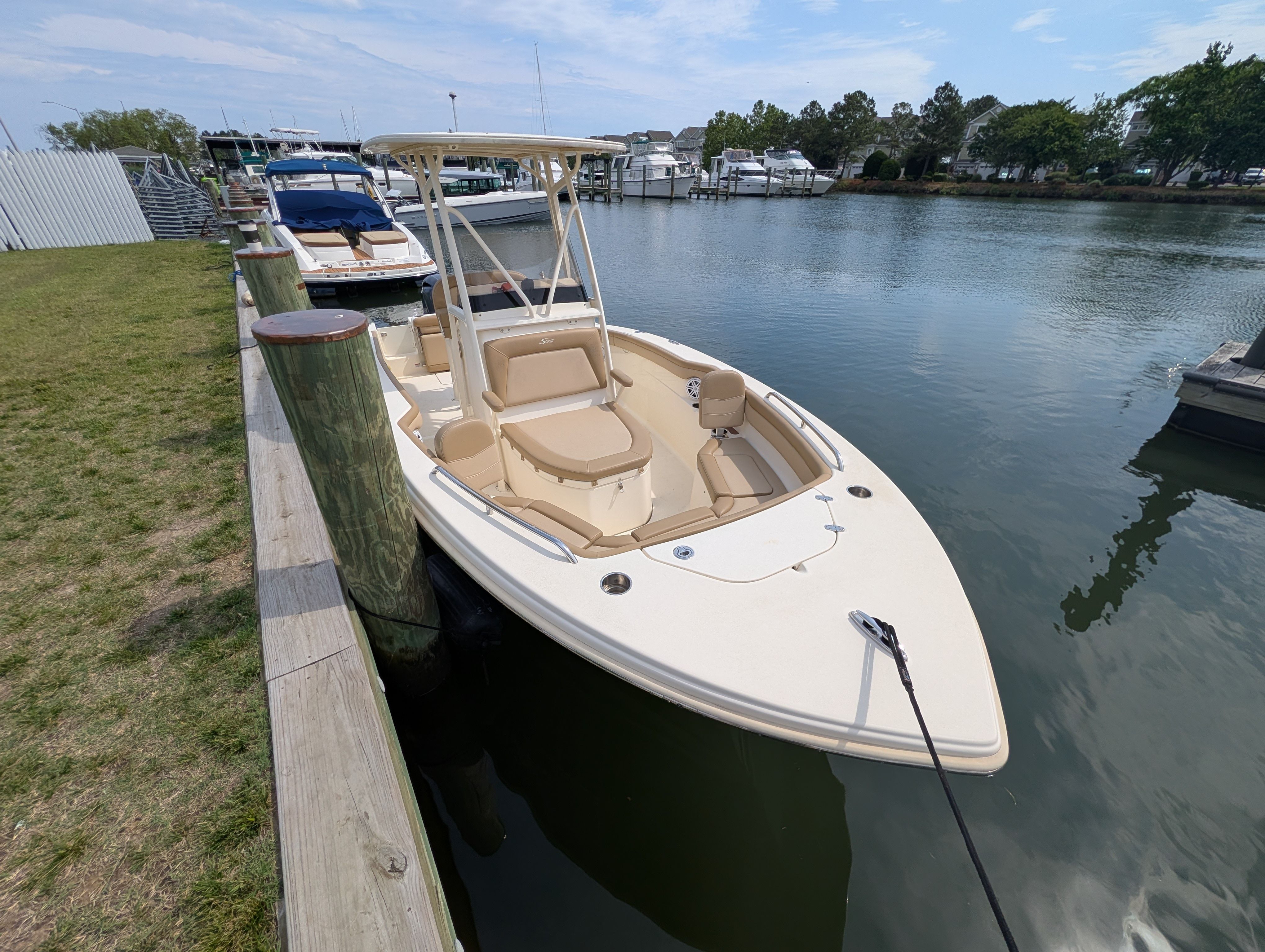 2019 Scout 215 XSF - 14