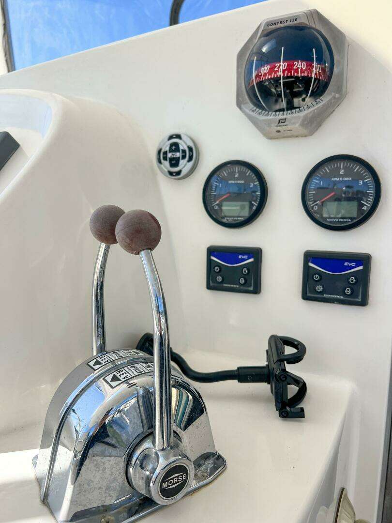 2010 Broadblue 435 - Image 73