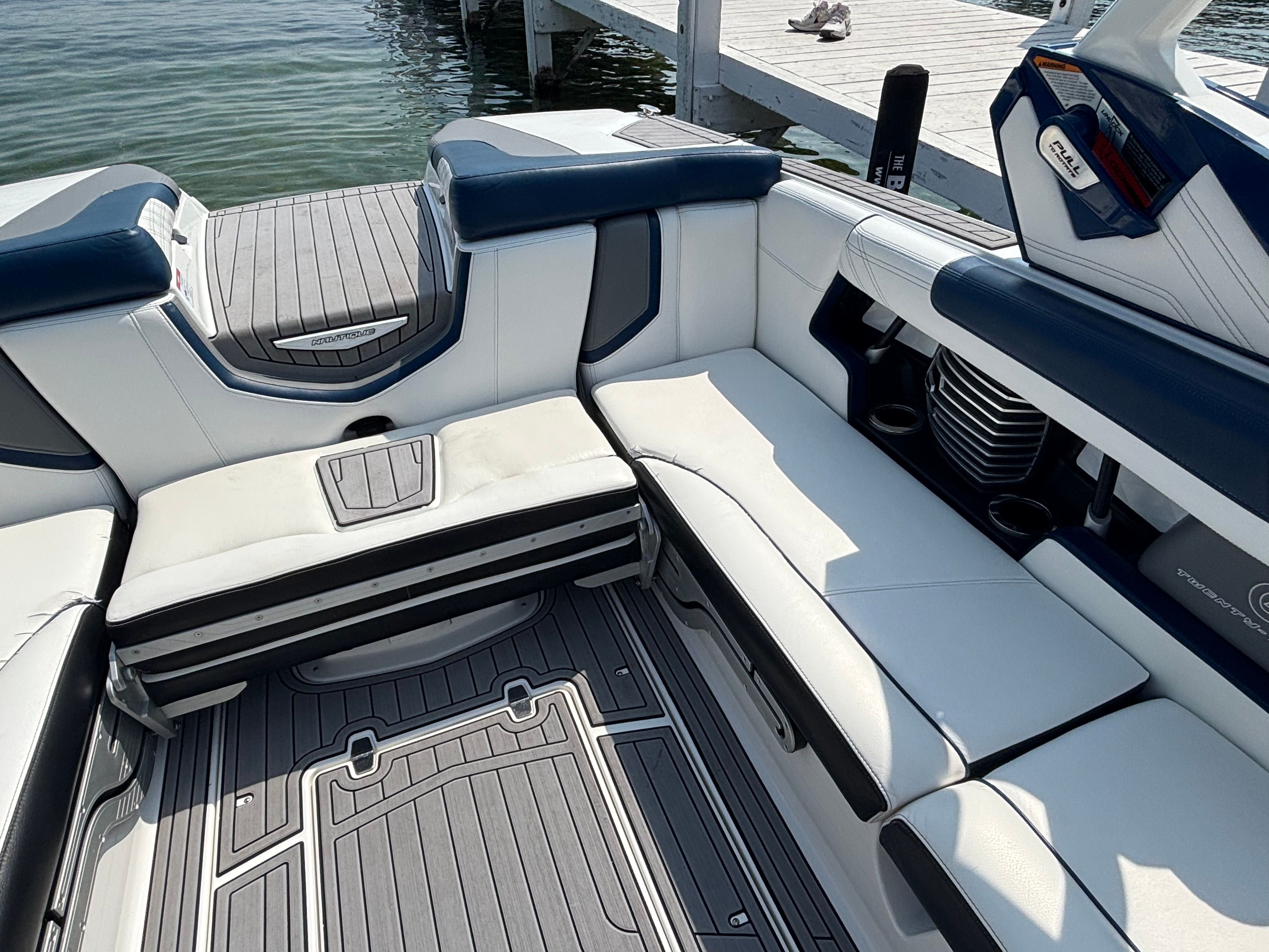 2017 Nautique Super Air Nautique G23 - 11
