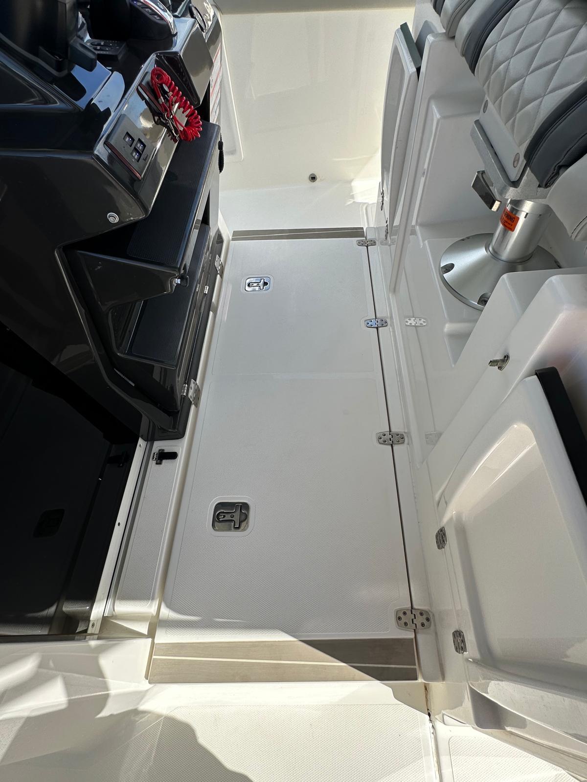 2023 Pursuit S 358 Sport - 128