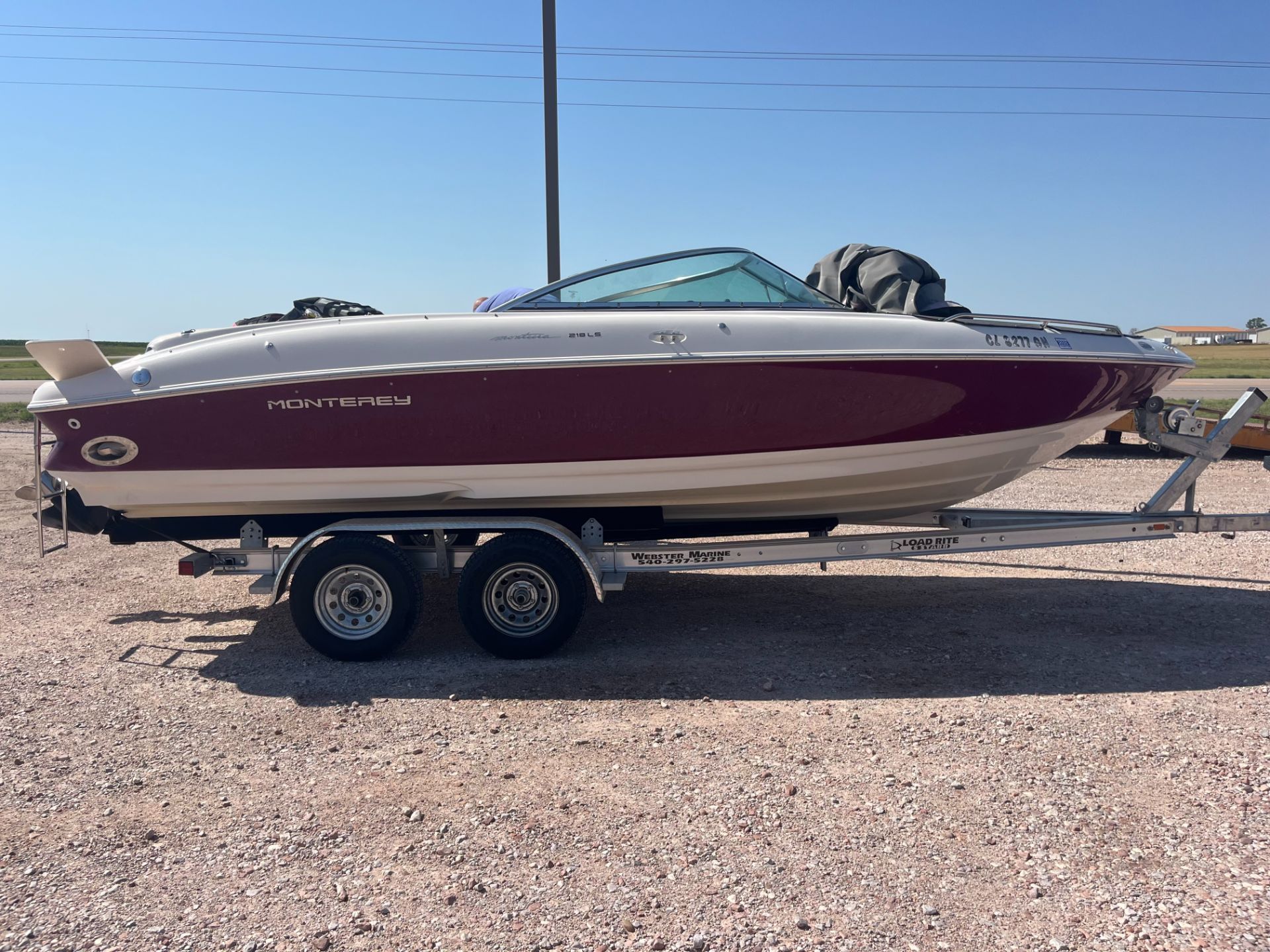 2002 Monterey 218LS Montura