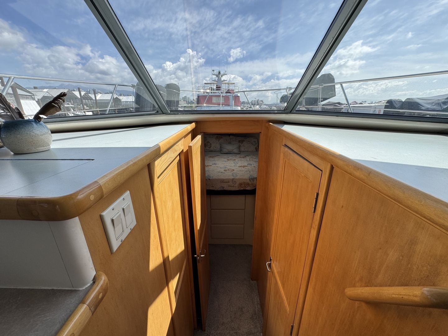 1996 Carver 370 Voyager - Image 61