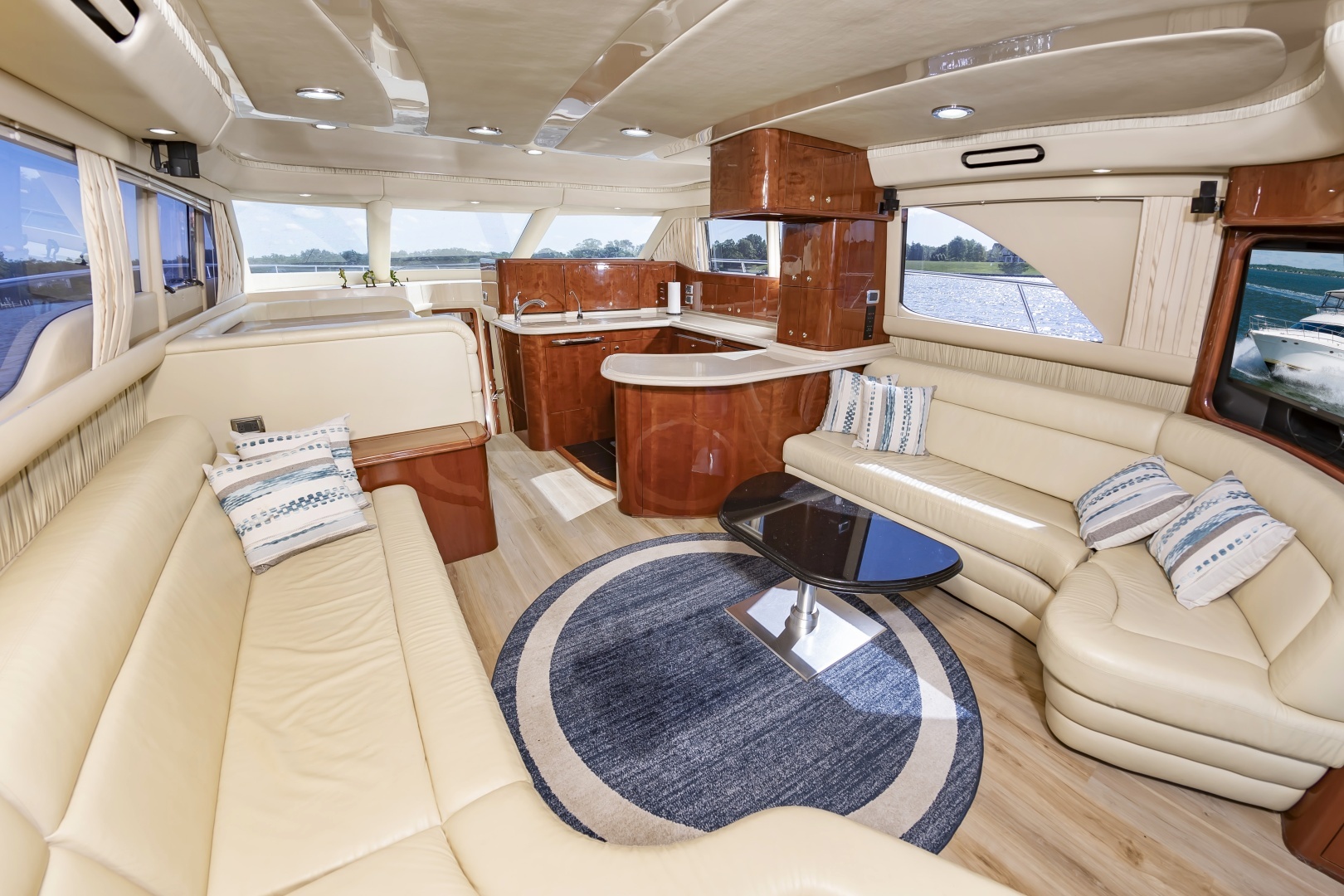2002 Sea Ray 560 Sedan Bridge - Image 24