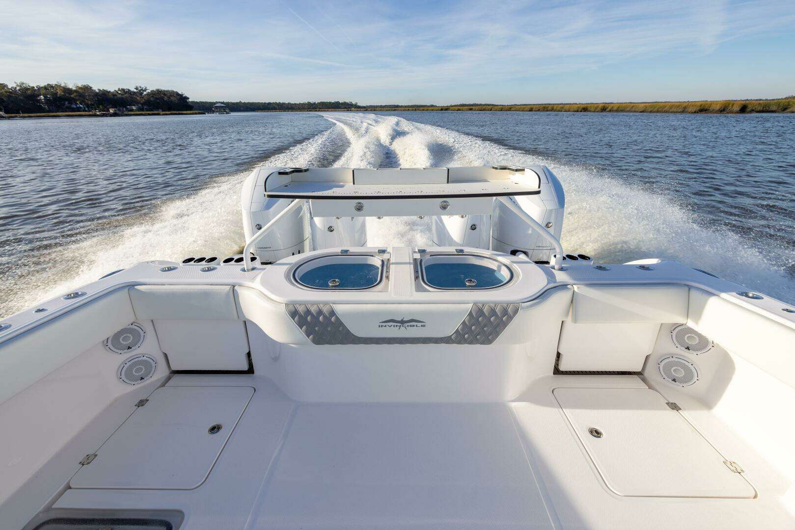 2024 Invincible 40 CAT - Image 19