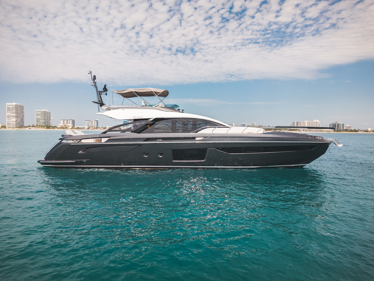 2026 Azimut S8 - Image 8
