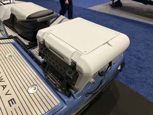 2026 Yamaha WaveRunner Crosswave® - 7
