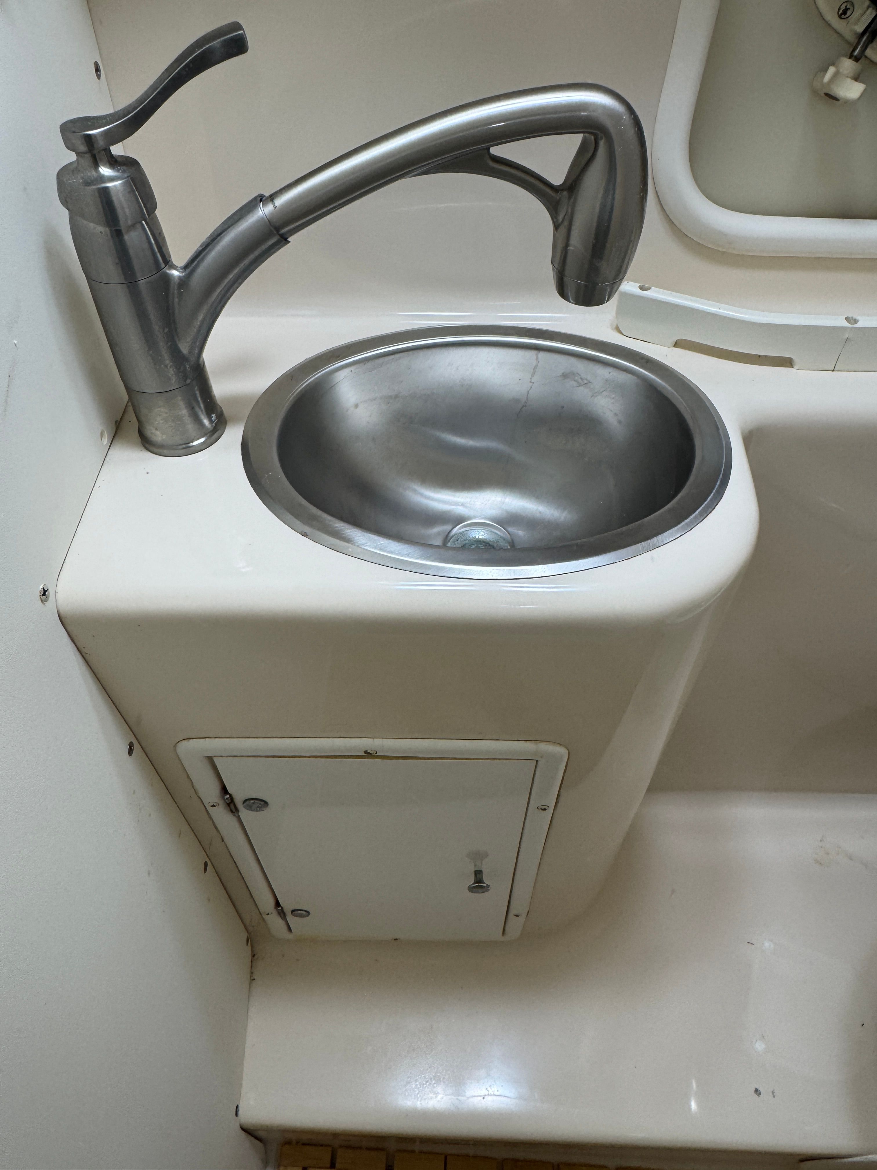 2000 Rinker Fiesta Vee 270 - 22