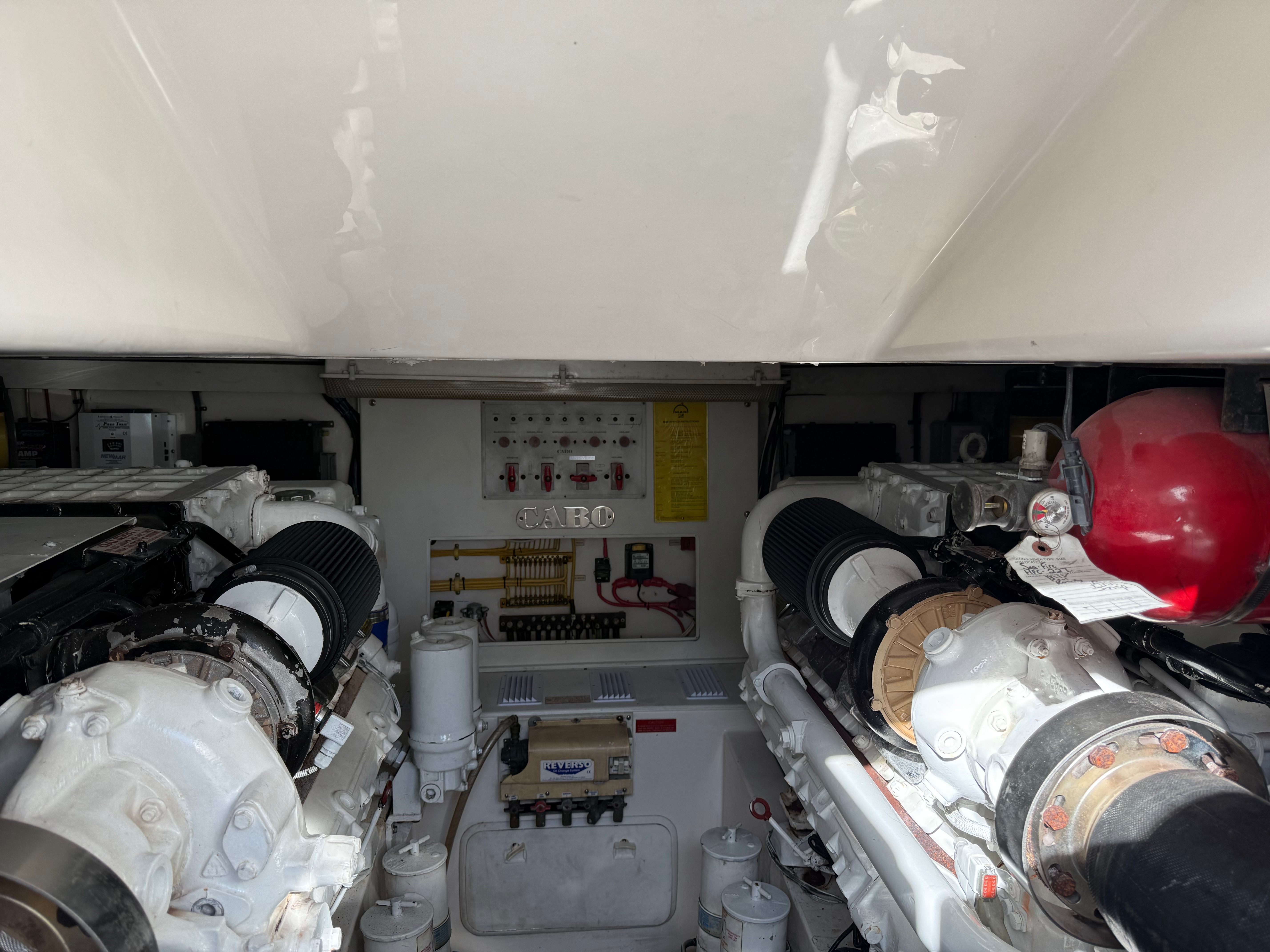 2007 Cabo 45 Express - 18