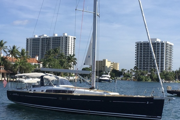 2016 Beneteau Oceanis 60