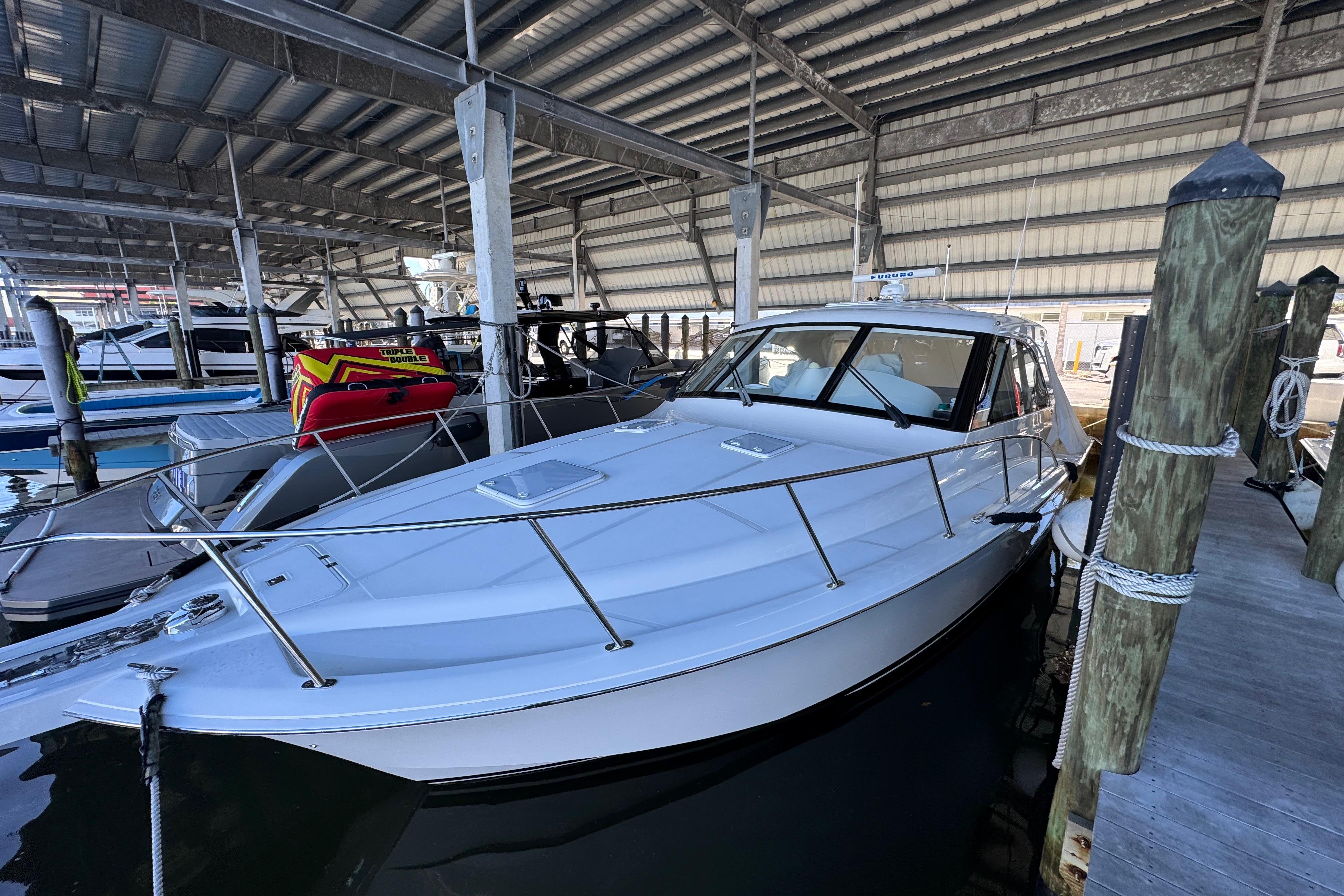 2013 Cabo 44 Hardtop Express