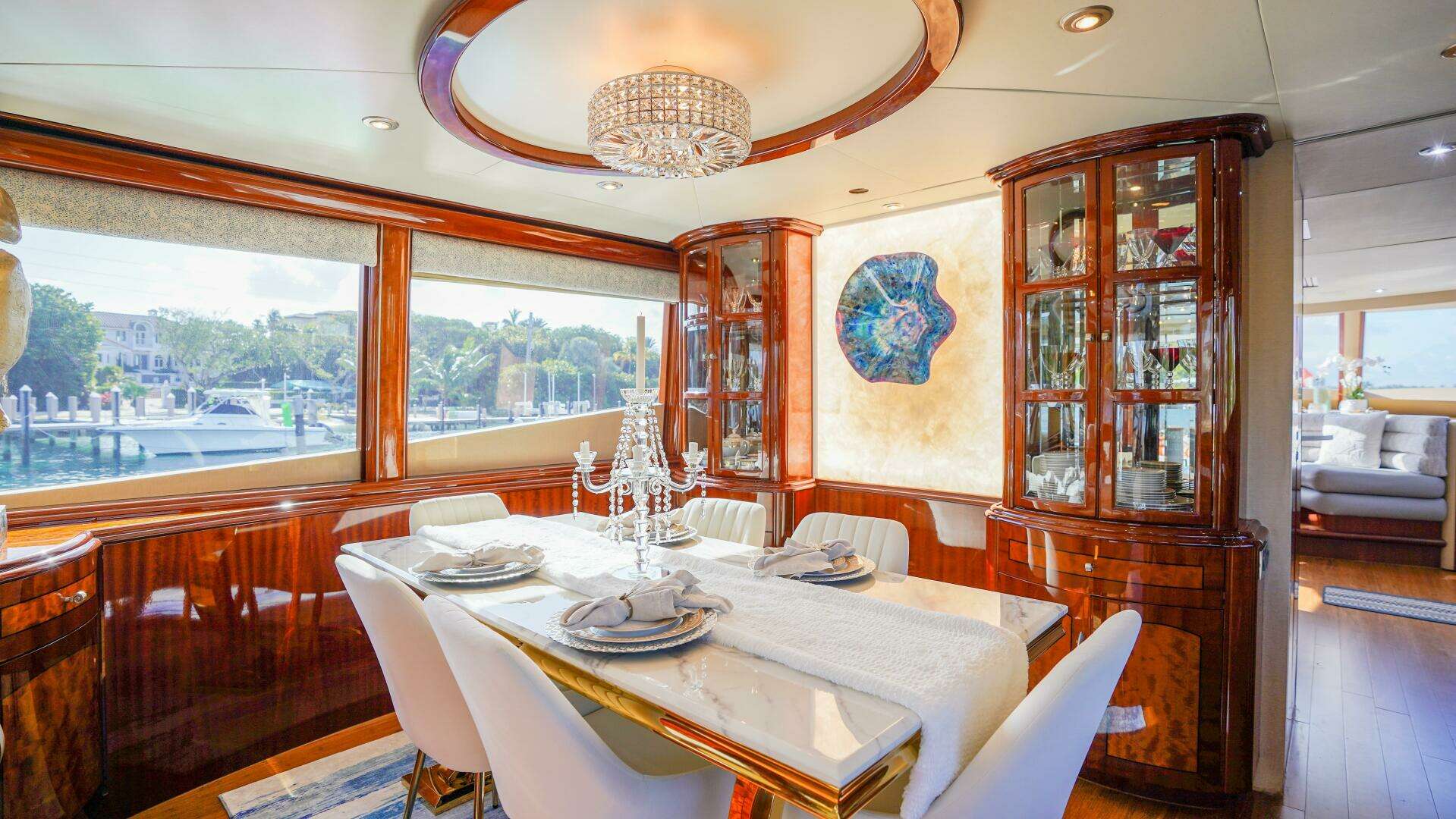 2004 Lazzara Yachts 80 SL - Image 28