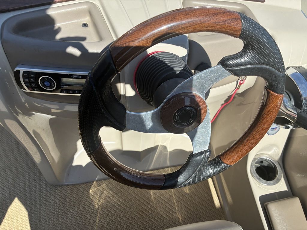 2014 Avalon 2485QL Wind Jammer - 20