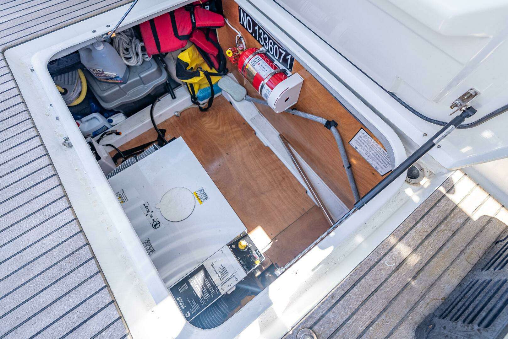 2015 Beneteau Swift Trawler 34 - Image 23