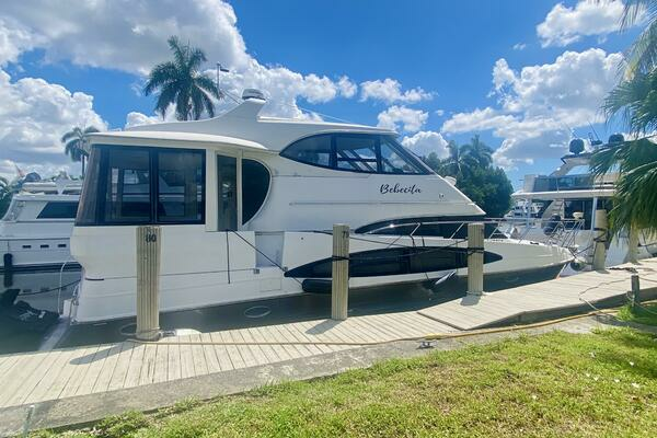2000 Carver 506 Motor Yacht