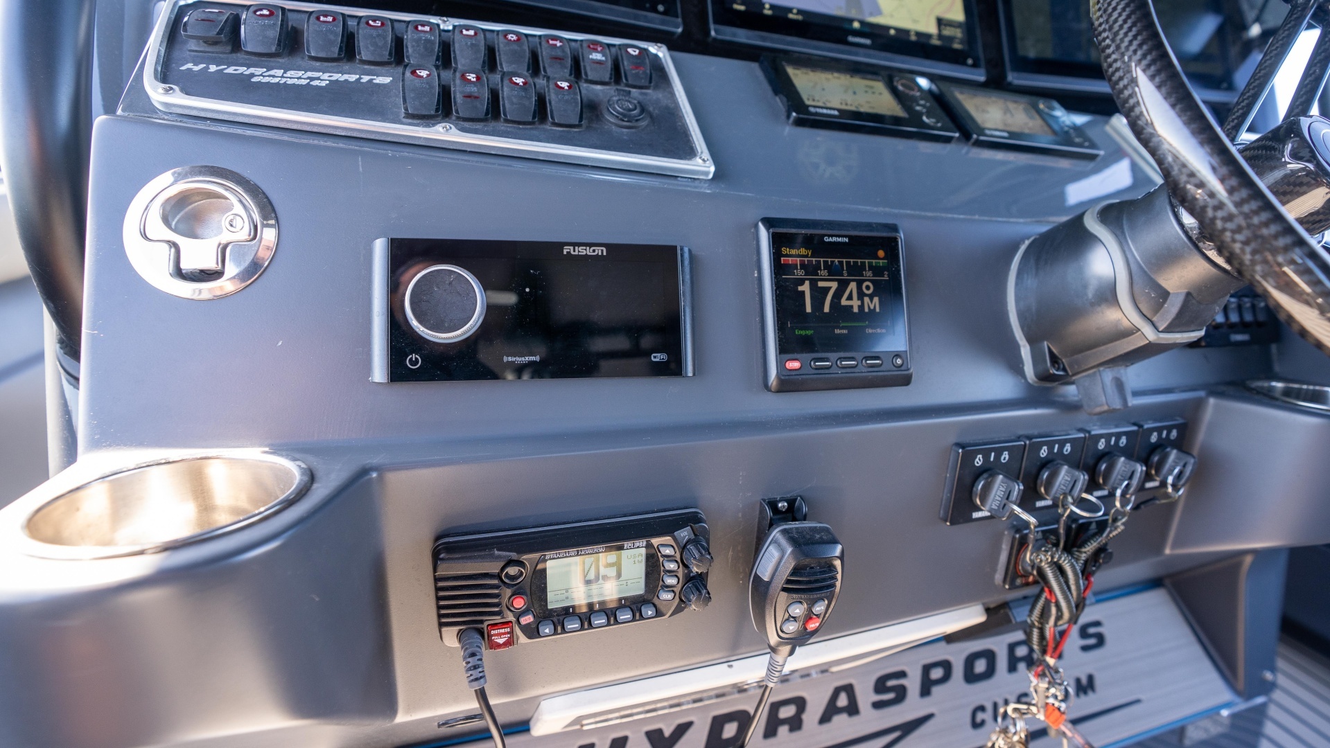 2016 Hydra-Sports 4200 Siesta - Image 18
