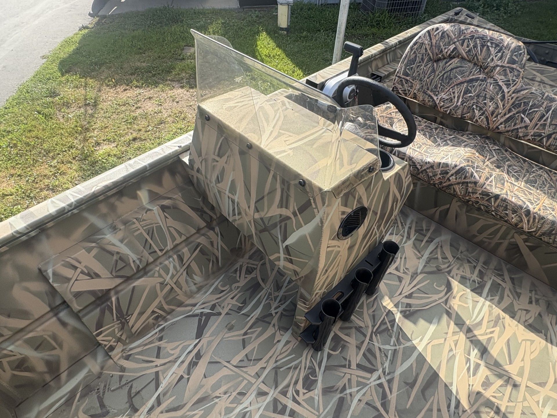 2026 Crestliner 2070 RETRIEVER SIDE CONSOLE HEAVY DUTY - 20