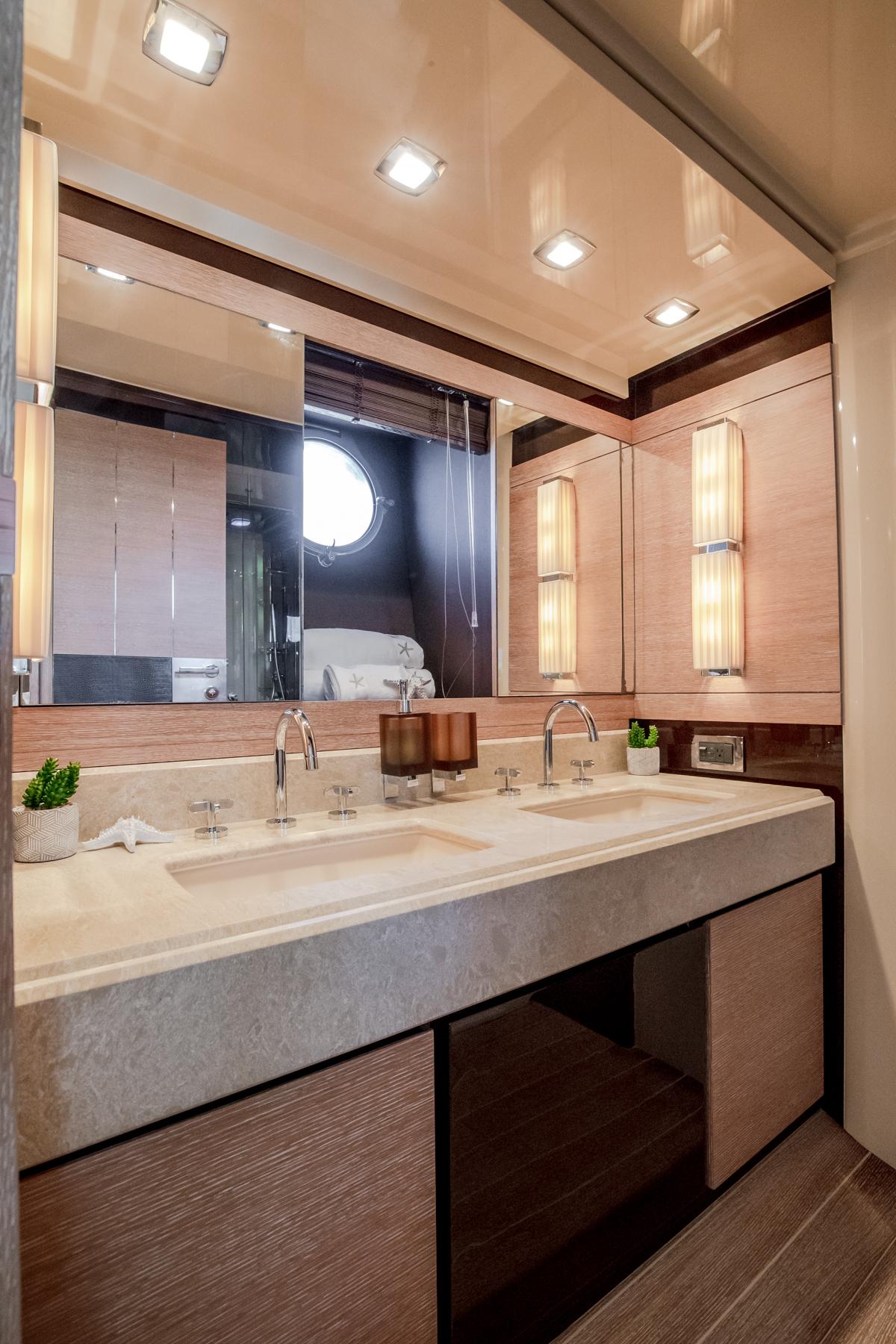 2012 Azimut Flybridge Evolution - 113