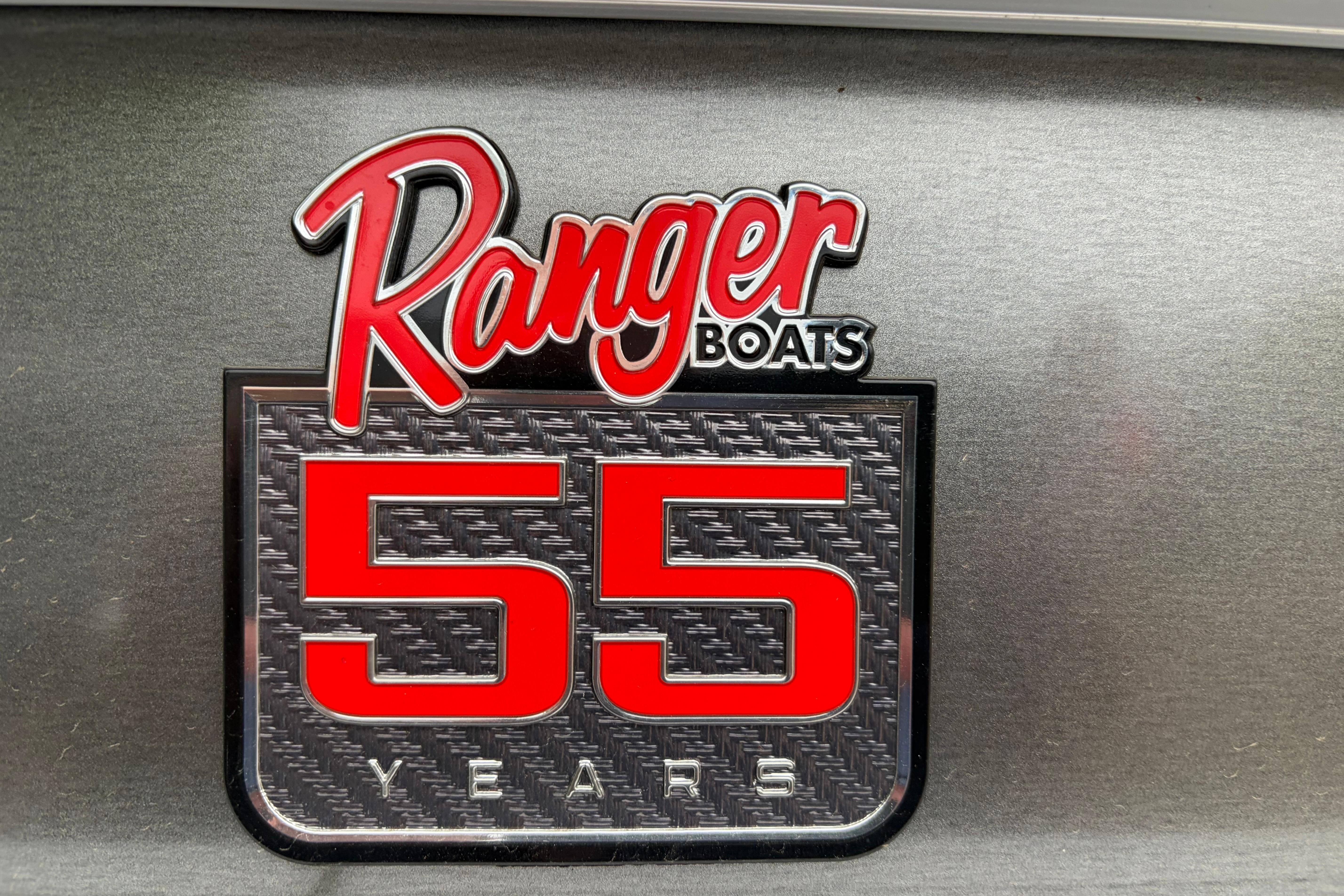 2023 Ranger 220FC