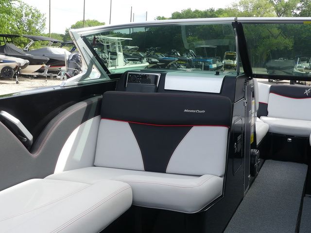 2017 MasterCraft X23 CUSTOM - 20