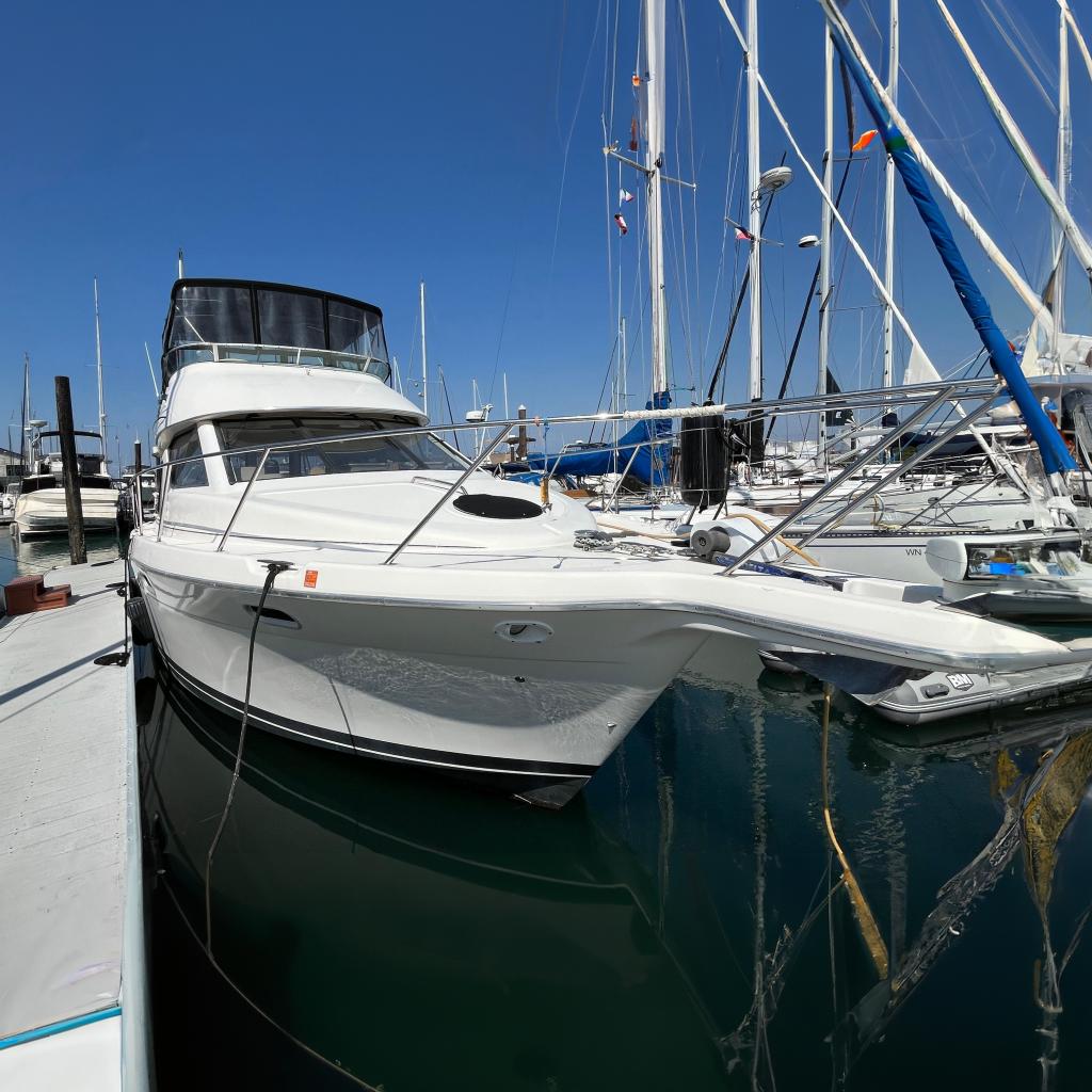 1996 Bayliner 3788 Command Bridge Motoryacht