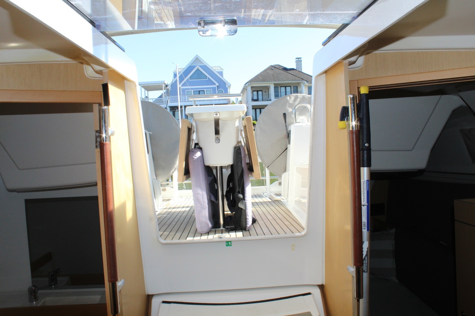 2016 Beneteau 35 Oceanis - Image 38