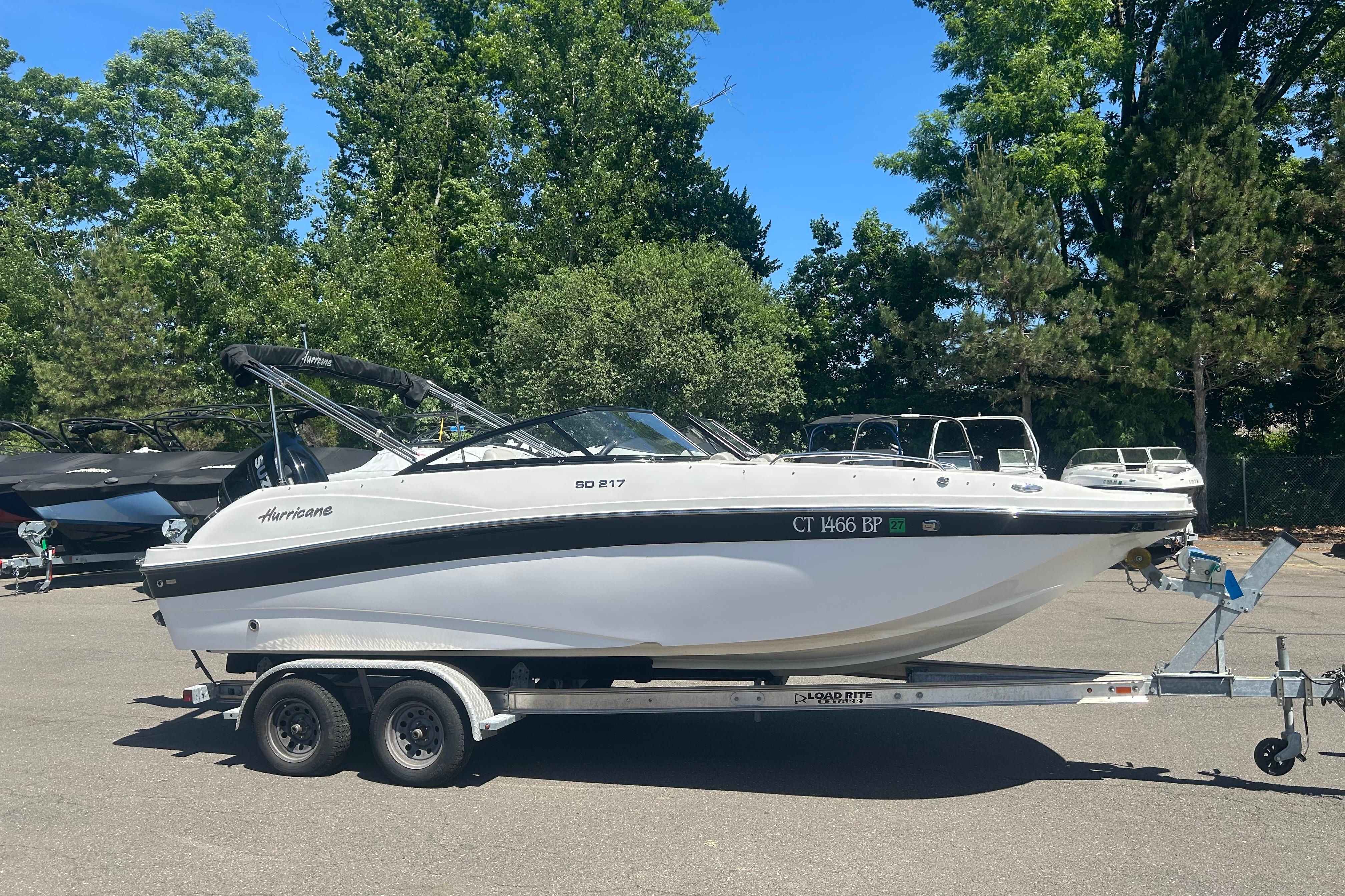 2022 Godfrey sd217