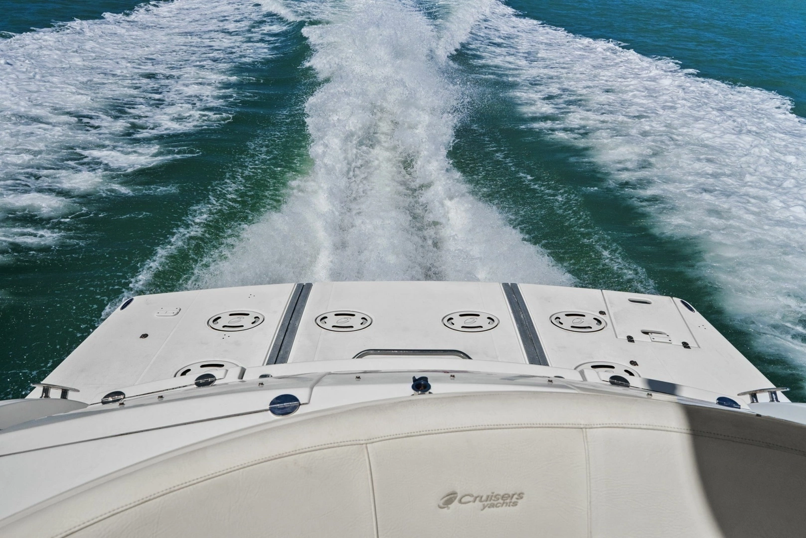 2012 Cruisers Yachts 540 Coupe - Image 49