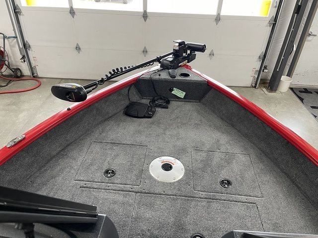 2026 Tracker Pro Guide V-16 WT - 12