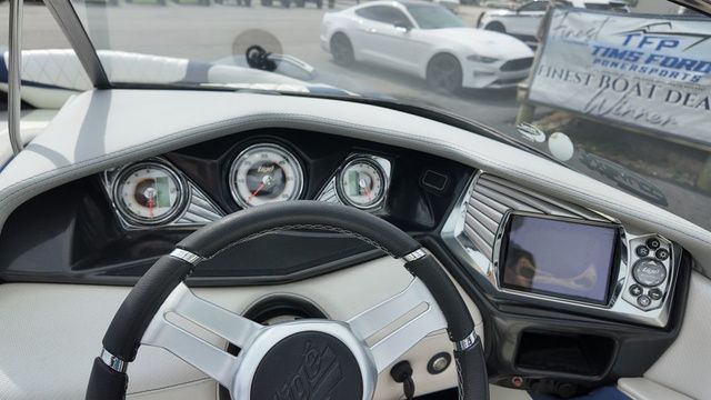 2014 Tigé RZ2 - 18