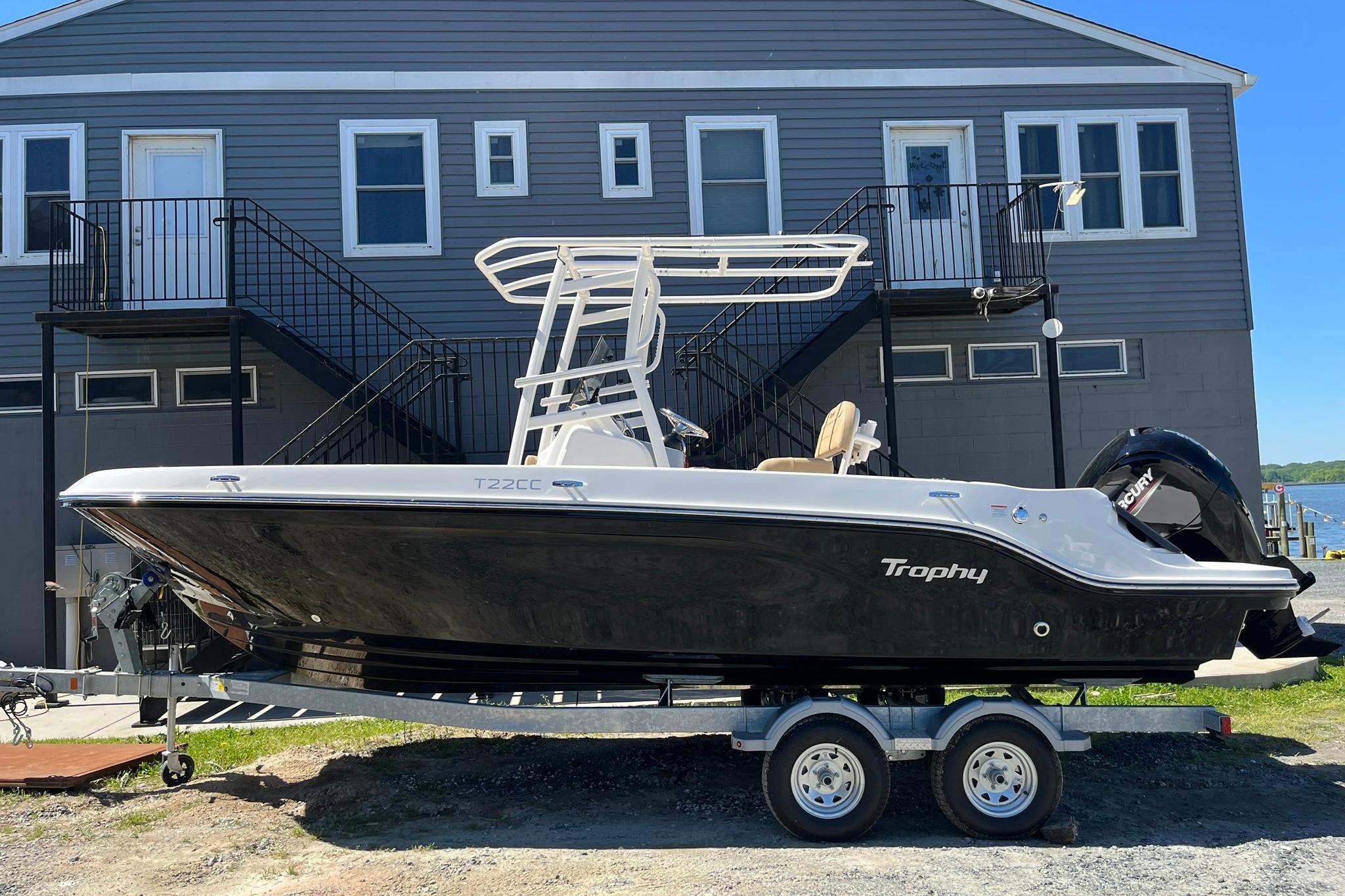 2026 Bayliner Trophy T22CC