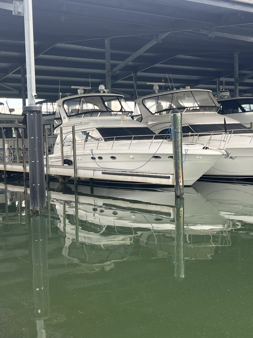 2003 Sea Ray 480 Sedan Bridge - Image 9