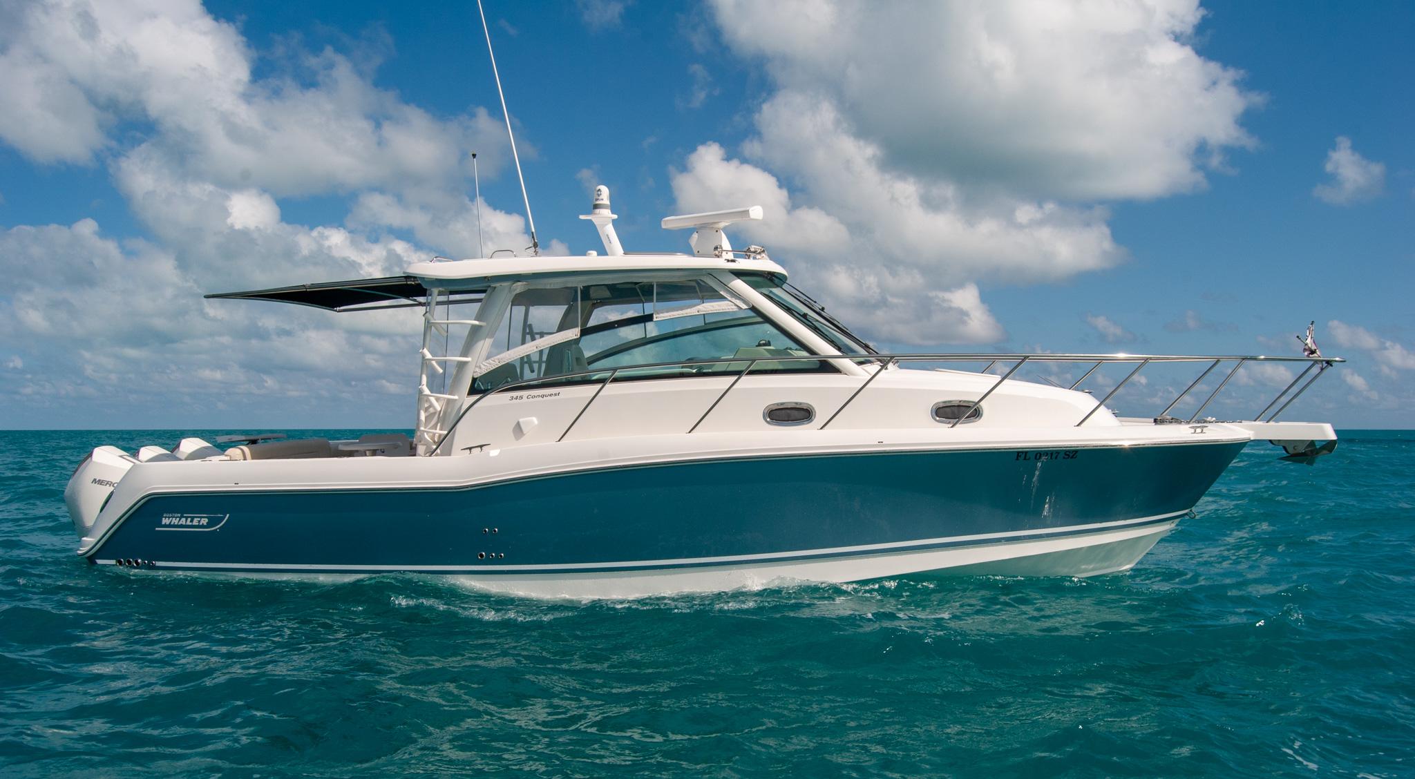 2021 Boston Whaler 345 Conquest
