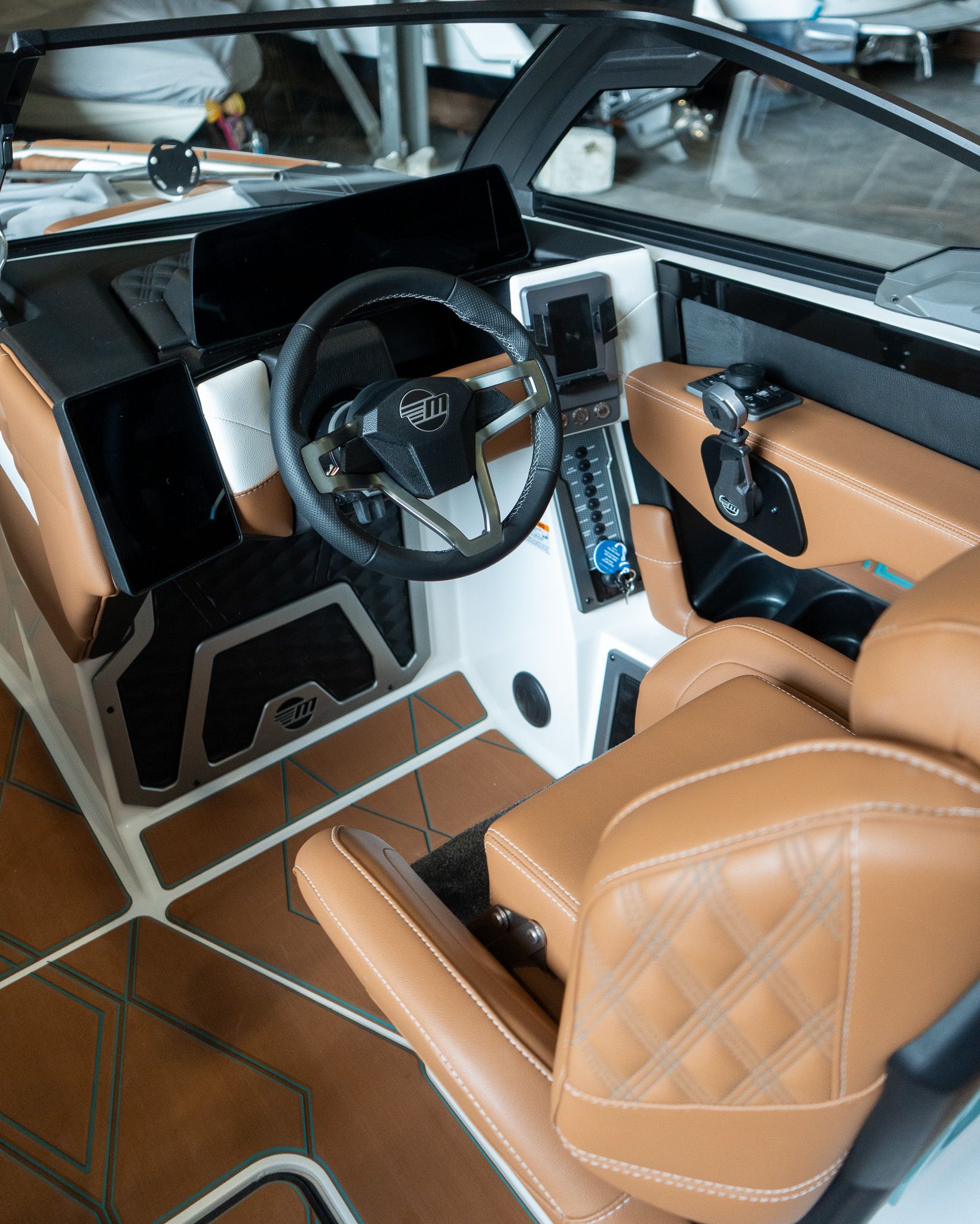2026 Malibu M230 - 4