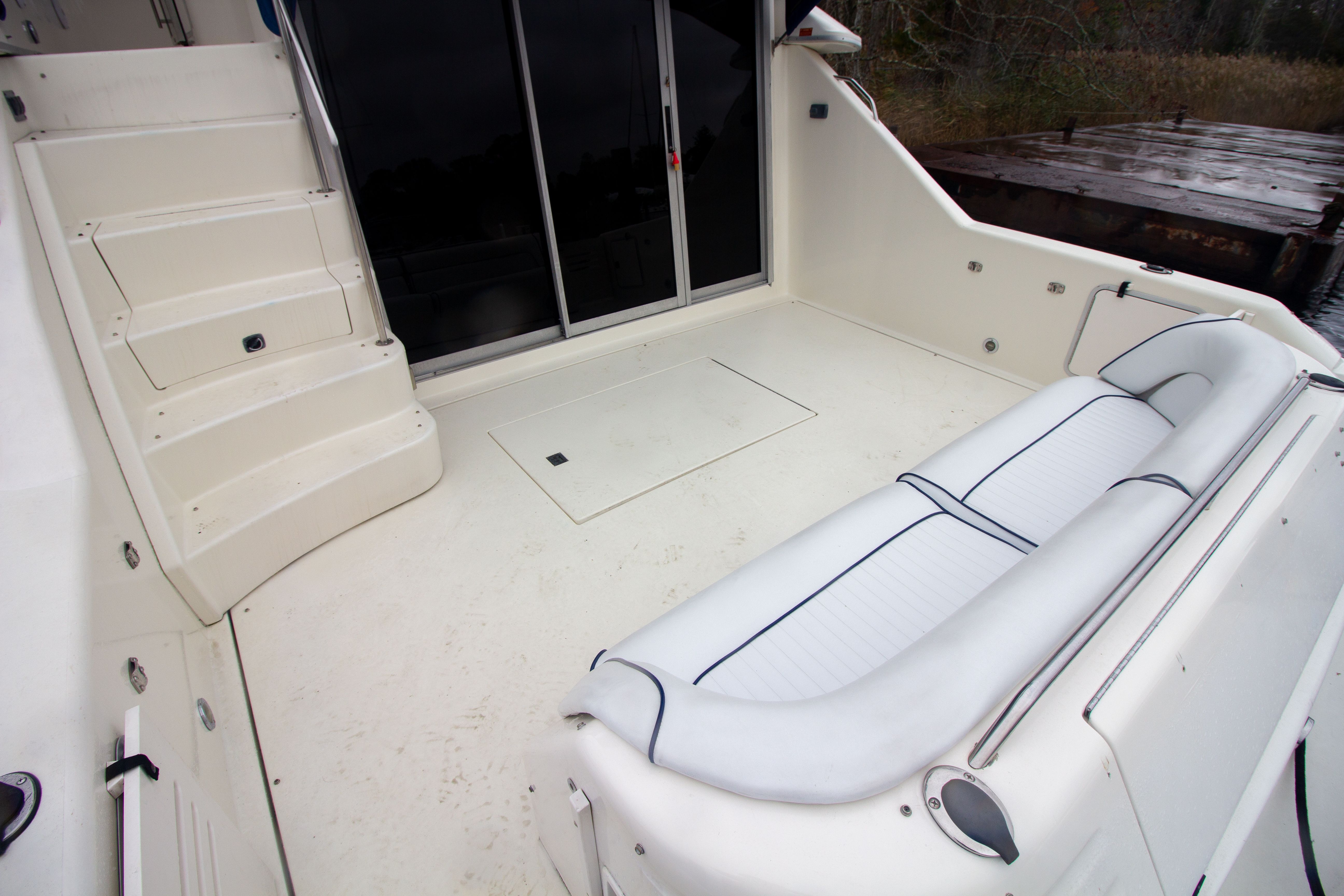 1993 Sea Ray 440 Express Bridge - 16