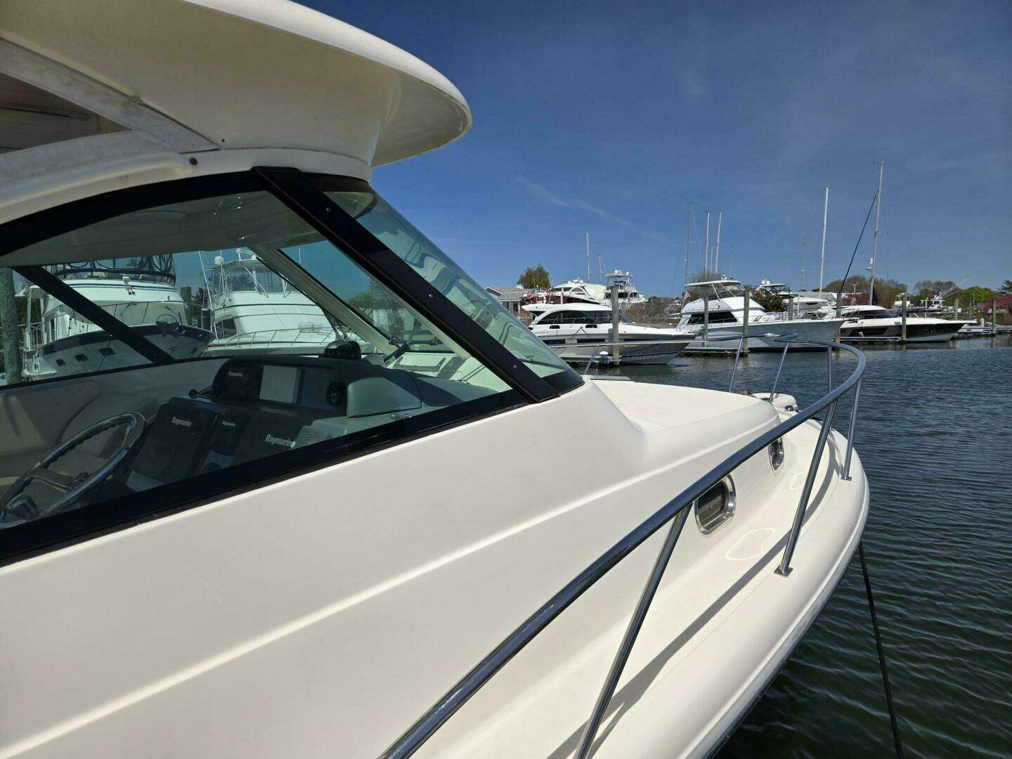 2013 Pursuit 345 Offshore - Image 8