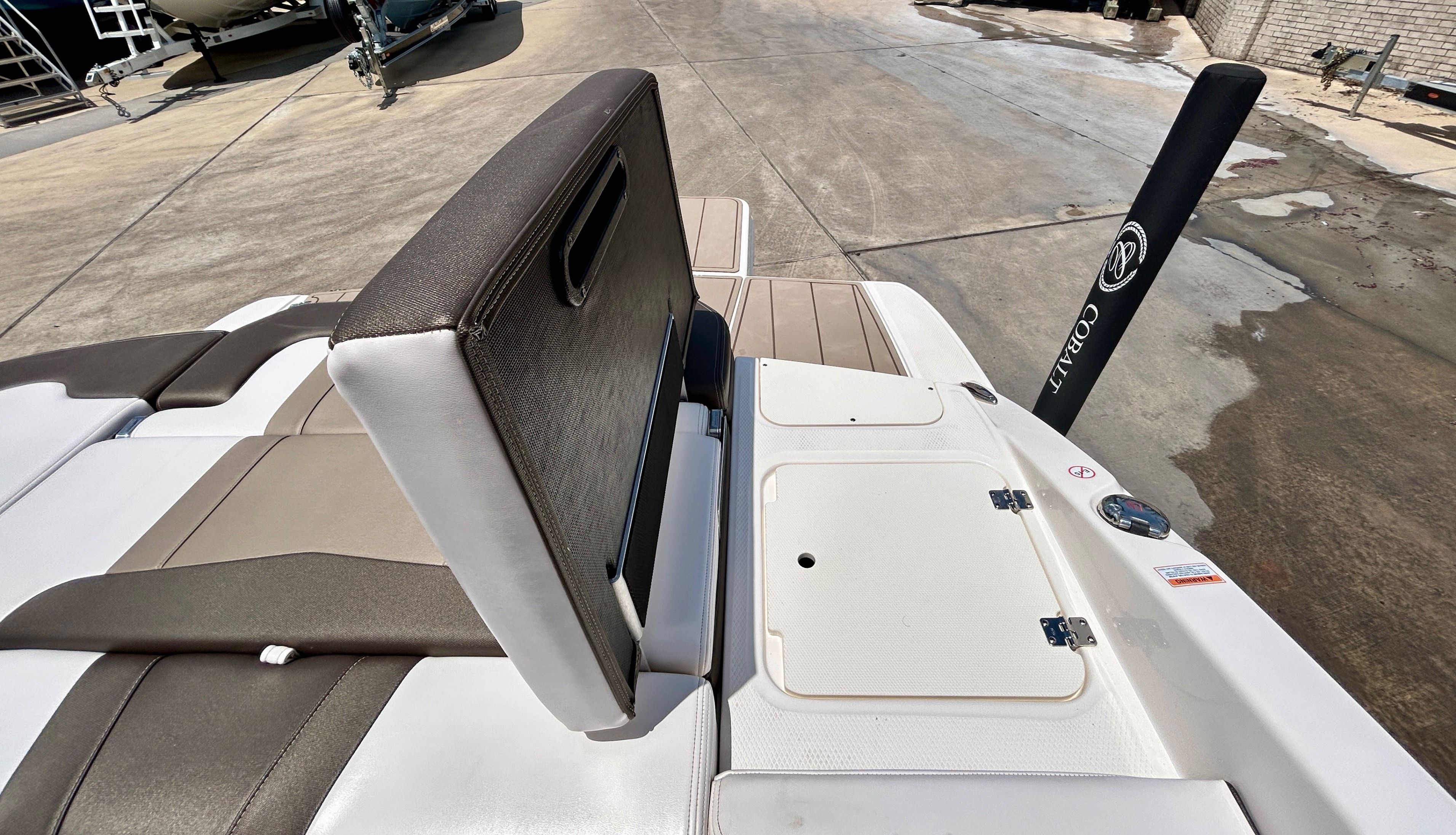 2018 Chaparral 23 Surf - 61