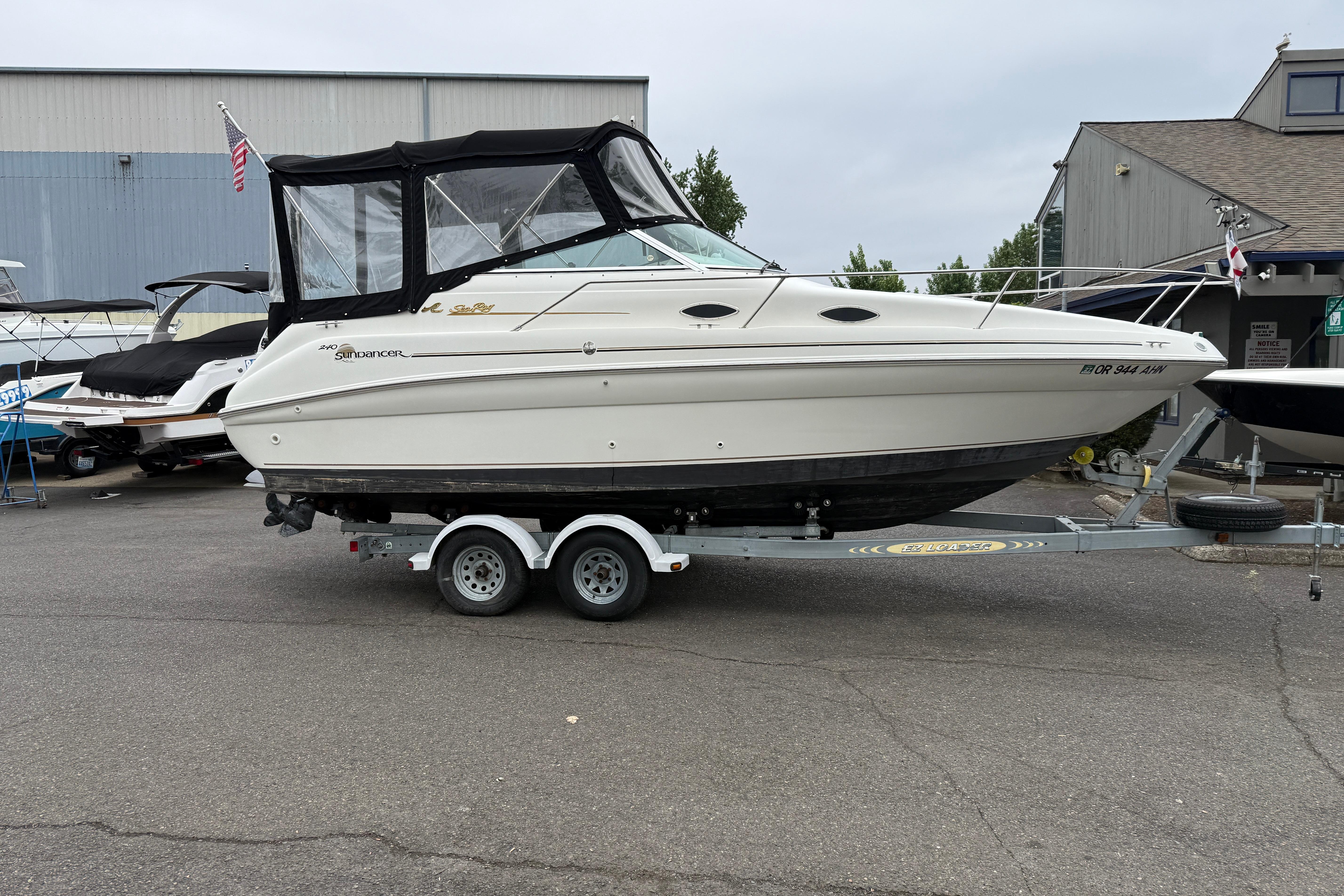 1997 Sea Ray 240 Sundancer