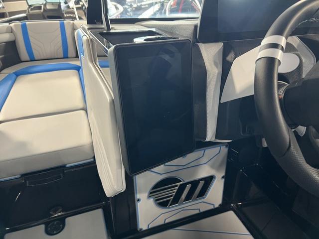2025 Malibu Wakesetter 25 LSV - 20