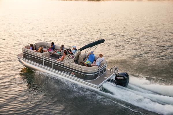 2025 Sun Tracker Party Barge 24 DLX - 65