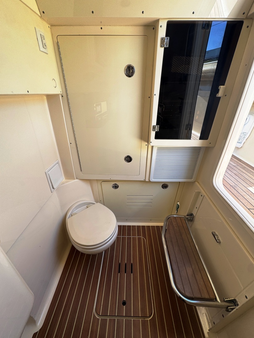 2016 Scout 350LXF - Image 10
